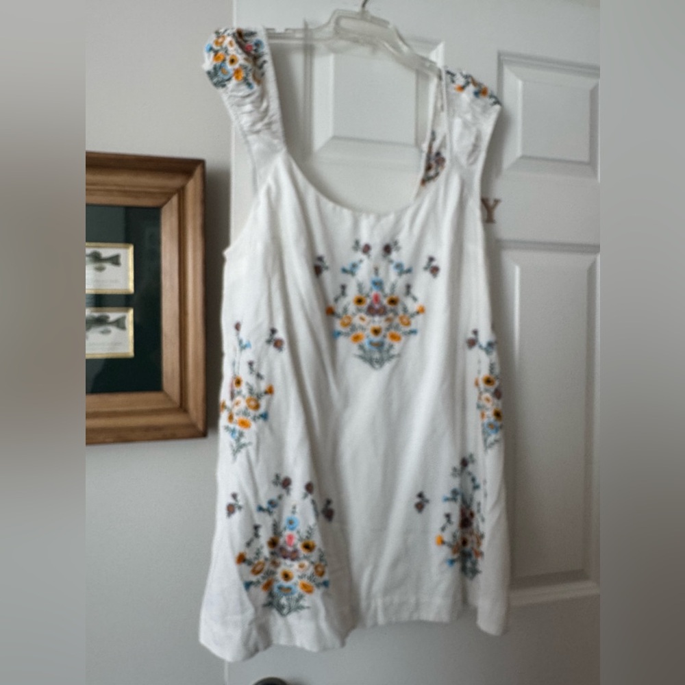 Free People Off shoulder Cap sleeve Floral Embroidered White top
